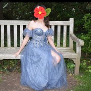 PROM DRESS BY CINDERELA DIVINE